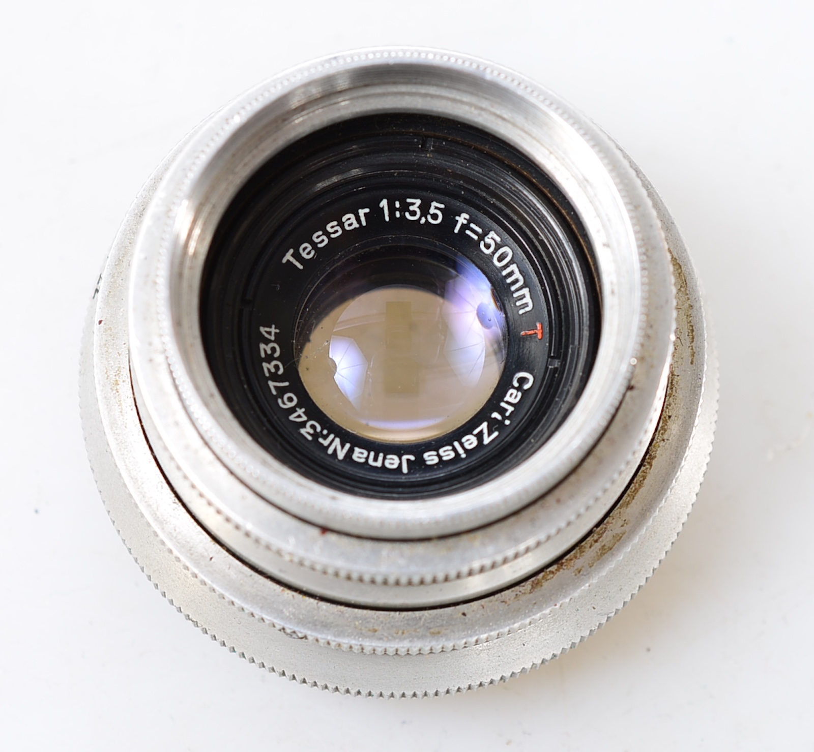 Carl Zeiss Jena Tessar 3.5/50 Alu Red T 12 Lamellen M42
Frontansicht